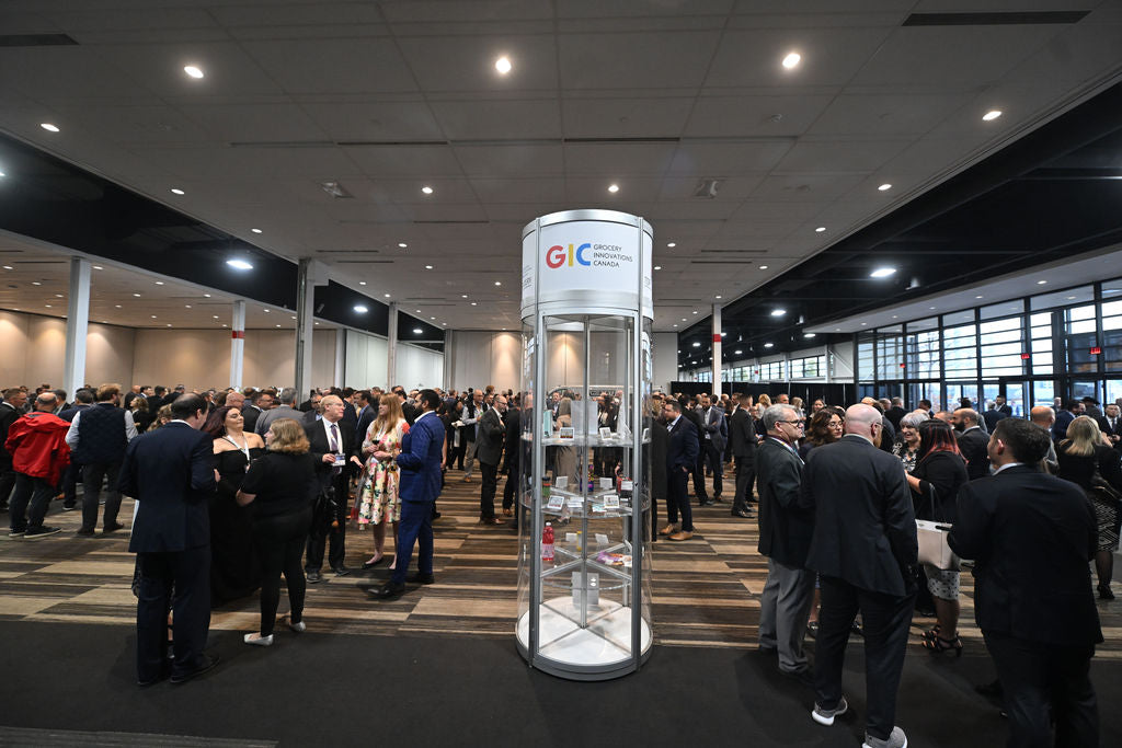 Guests gathered in the lobby at Grocery Innovations Canada